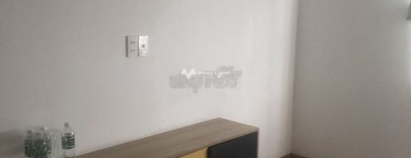 Nhà có 5 phòng ngủ bán nhà bán ngay với giá gốc chỉ 12.5 tỷ có diện tích chính 60m2 vị trí mặt tiền ngay Trường Sa, Hồ Chí Minh-02