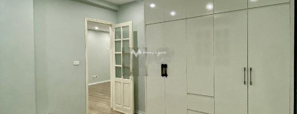 Diện tích 60m2 bán nhà ở vị trí mặt tiền tọa lạc trên Hồ Văn Chương, Đống Đa ngôi nhà bao gồm 3 phòng ngủ 2 WC liên hệ ngay để được tư vấn-02