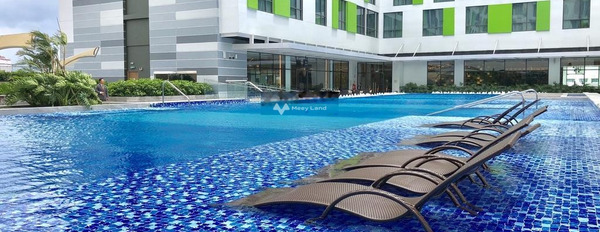 Với diện tích rộng 52m2, bán chung cư vị trí đặt gần Tân Bình, Hồ Chí Minh, căn hộ tổng quan có 1 phòng ngủ, 1 WC, vị trí siêu đẹp-02