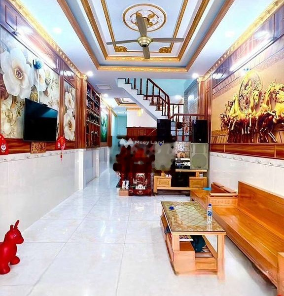 Ngôi nhà này gồm có 4 phòng ngủ bán nhà bán ngay với giá hấp dẫn 970 triệu diện tích khoảng 75m2 vị trí thuận lợi ở Hoàng Phan Thái, Bình Chánh-01