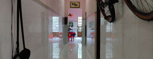 Ngôi nhà bao gồm có 2 PN, bán nhà ở diện tích chuẩn 120m2 bán ngay với giá thực tế 3.85 tỷ vị trí mặt tiền ngay tại Tây Ninh, Tây Ninh hướng Tây Bắc-03