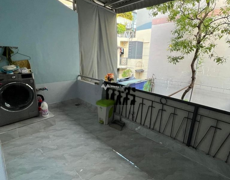 Cho thuê nhà vị trí thuận lợi ngay tại Bình Thạnh, Hồ Chí Minh, giá thuê êm 12 triệu/tháng diện tích vừa phải 50m2, nhìn chung gồm có 3 phòng ngủ-01