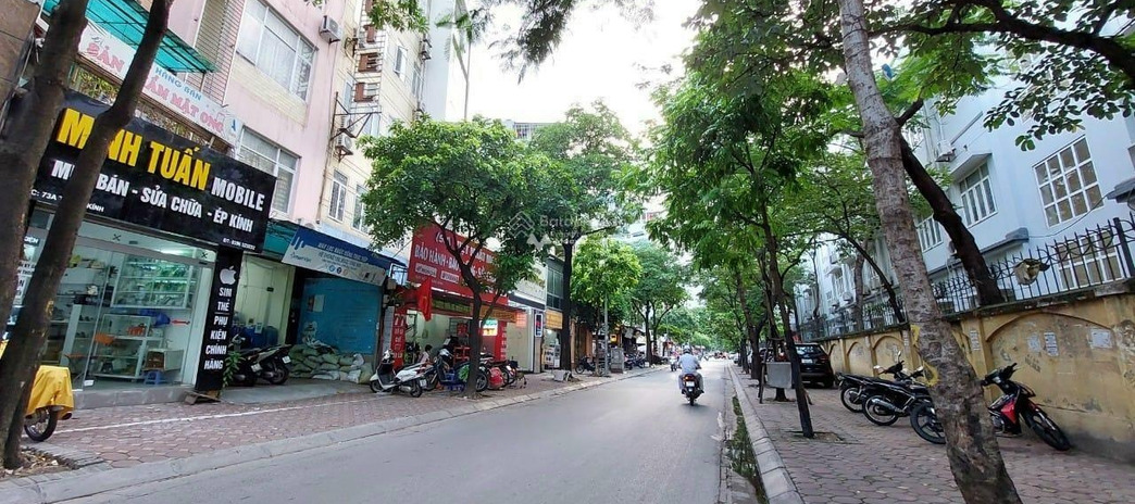 Diện tích 125m2 bán nhà ở vị trí thuận lợi gần Đỗ Nhuận, Hà Nội trong căn này có 6 PN 6 WC hỗ trợ mọi thủ tục miễn phí, giá mùa dịch