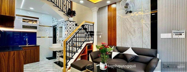 Nhà 2 PN bán nhà ở diện tích chuẩn 45m2 vị trí đặt ở trung tâm Phường 8, Hồ Chí Minh-03