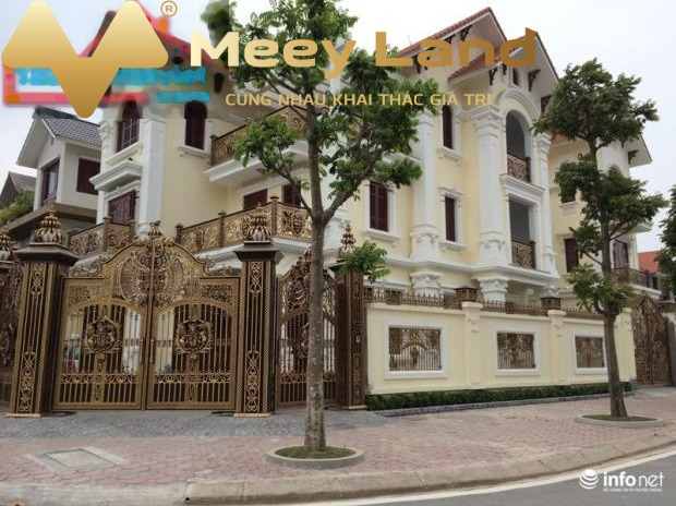 DT 500m2, bán biệt thự vị trí mặt tiền tọa lạc ngay tại Văn Phú, Hà Đông, trong ngôi nhà này có 9 phòng ngủ, 21 m lh biết chi tiết