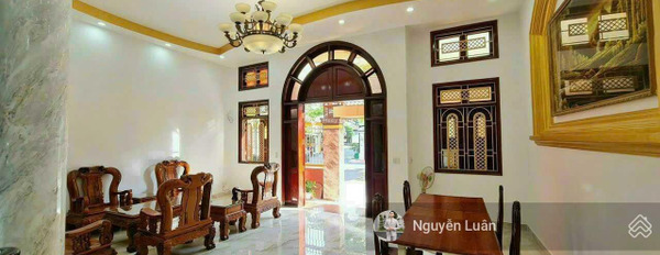 Bán nhà nằm tại Dương Quảng Hàm, Phường 6 bán ngay với giá đề cử chỉ 7.9 tỷ diện tích gồm 120m2 tổng quan bên trong nhà có 4 PN-03