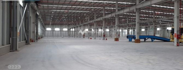 Đang cần gấp tiền cho thuê kho bãi diện tích quy đổi 5000m2 vị trí ở Long Biên, Hà Nội thuê ngay với giá mua liền chỉ 700 triệu/tháng pháp lý rõ ràng-02