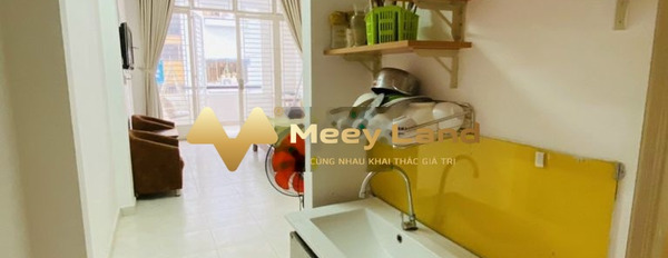 Cho thuê phòng trọ có một dt 40m2 vị trí thuận lợi nằm tại Nguyễn Thị Minh Khai, Quận 1 thuê ngay với giá đặc biệt từ 6.5 triệu/tháng-03