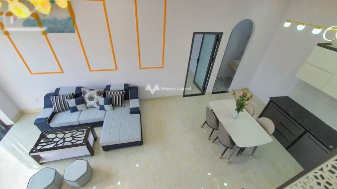 Nhà có 3 PN bán nhà bán ngay với giá khủng chỉ 3.95 tỷ có diện tích rộng 87m2 vị trí mặt tiền ngay Hồ Hòa, Đồng Nai-01