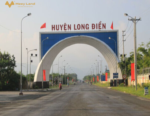 Bán biệt thự sân vườn 2 mặt tiền trên trục đường chính huyện Long Điền, giá chỉ 12 tỷ