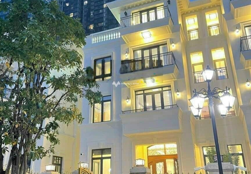 Dự án nằm đẹp Vinhomes Golden River Ba Son, bán liền kề vị trí đẹp tọa lạc ngay ở Quận 1, Hồ Chí Minh giá bán chính chủ 165 tỷ có diện tích tổng 225m2-01