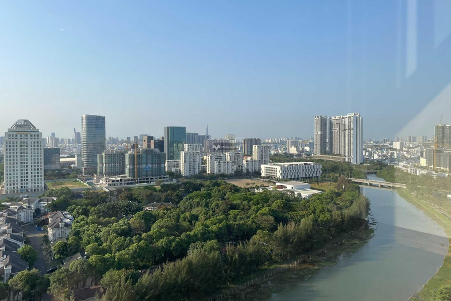 Nằm ở Quận 7, Hồ Chí Minh bán chung cư giá bán cơ bản từ 9.9 tỷ, hướng Đông - Nam, trong căn này gồm có 3 phòng ngủ, 2 WC ban công view đẹp-01