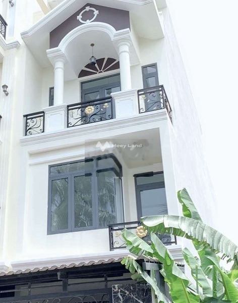 Nhà 4 phòng ngủ, cho thuê nhà, giá thuê cơ bản 18 triệu/tháng toàn bộ khu vực có diện tích 90m2 vị trí mặt tiền ngay Thủ Đức, Hồ Chí Minh-01
