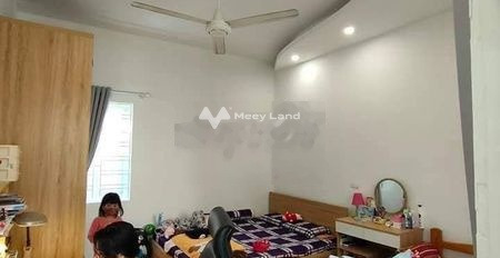 Trong ngôi nhà này có 2 PN, bán nhà ở diện tích chuẩn 48m2 bán ngay với giá đề xuất 4.55 tỷ vị trí mặt tiền nằm ở An Trạch, Hà Nội-02