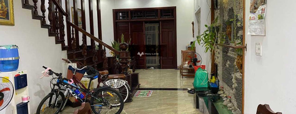 Ở Hải Châu, Đà Nẵng, bán nhà có diện tích chung 90m2, trong nhà bao gồm có 4 PN ở lâu dài-02