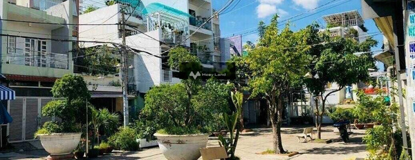 Giá bán 7.6 tỷ bán nhà có diện tích gồm 72m2 vị trí đẹp tọa lạc ở Yên Đỗ, Hồ Chí Minh tổng quan trong nhà có 3 phòng ngủ, 3 WC tin chính chủ-03