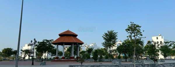 Lô góc khu đô thị Hà Quang 1 đối diện công viên, gần chung cư 142.2m2, giá 63 tr/m2 -02