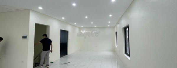 Vị trí mặt tiền tọa lạc ngay ở Long Biên, Hà Nội cho thuê sàn văn phòng diện tích là 160m2-02