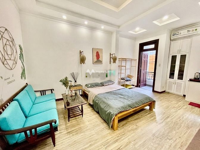 Cho thuê căn hộ diện tích chung 35m2 mặt tiền tọa lạc ở Bến Thành, Hồ Chí Minh giá thuê khủng 7 triệu/tháng-01