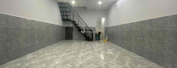 Nhà gồm 2 PN, cho thuê nhà, giá thuê cực tốt 5 triệu/tháng diện tích tổng 40m2 vị trí mặt tiền tọa lạc ngay ở Tân Chánh Hiệp, Tân Chánh Hiệp-02