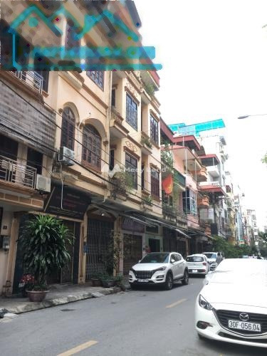 Bán nhà diện tích chuẩn 45m2 tọa lạc trên Lý Thường Kiệt, Hà Nội bán ngay với giá phải chăng 8 tỷ nhìn chung có tổng 4 phòng ngủ-01