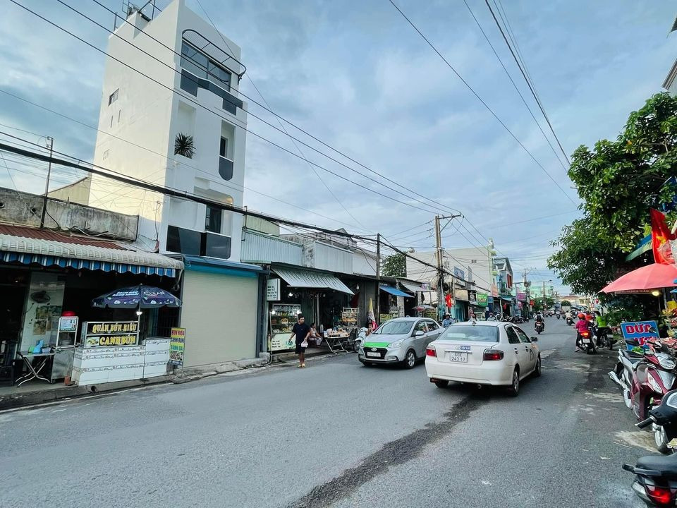 Bán nhà riêng quận Tân Phú thành phố Hồ Chí Minh giá 3.35 tỷ-0