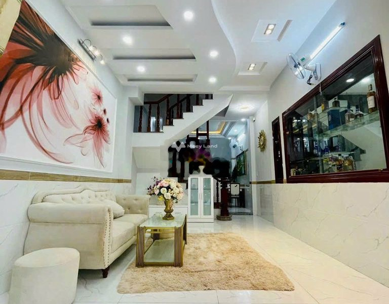 Diện tích 64.5m2, cho thuê nhà ở tọa lạc ngay ở Phạm Văn Hai, Tân Bình, trong ngôi nhà này 4 phòng ngủ, 3 WC sổ hồng chính chủ-01