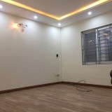 Do hoàn trả nợ bán nhà dt 38 m2 vào ở luôn giá thực tế 300 triệu vị trí mặt tiền ngay Giáp Bát, Hà Nội đường trước nhà ngang 5 m cảm ơn bạn đã đọc tin-02