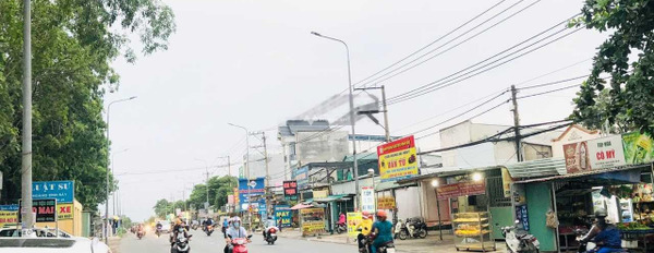 Bán nhà vị trí ở Đồng Khởi, Đồng Nai bán ngay với giá siêu khủng chỉ 16 tỷ có diện tích gồm 400m2 ngôi nhà này gồm 2 PN-03