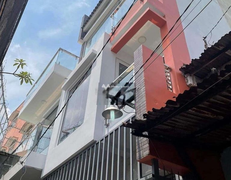 DT 58m2 bán nhà ở vị trí đặt tại Kênh Tân Hóa, Phú Trung trong nhà này có 5 phòng ngủ 4 WC khách có thiện chí liên hệ ngay-01