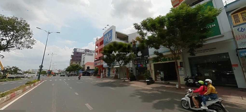 Diện tích 105m2 bán nhà ở vị trí thuận lợi tọa lạc ngay trên Đường Số, Tăng Nhơn Phú A tổng quan có tổng 9 PN 9 WC cảm ơn đã xem tin