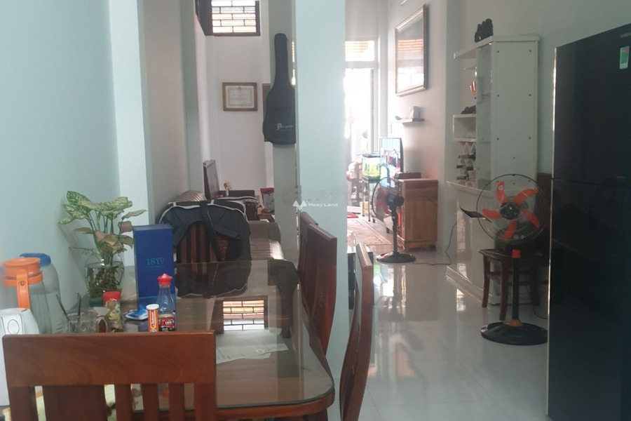 Cho thuê nhà vị trí ngay trên Phạm Văn Đồng, Hồ Chí Minh, thuê ngay với giá cực êm 8.5 triệu/tháng diện tích thực khoảng 80m2, nhà này gồm 2 phòng ngủ-01