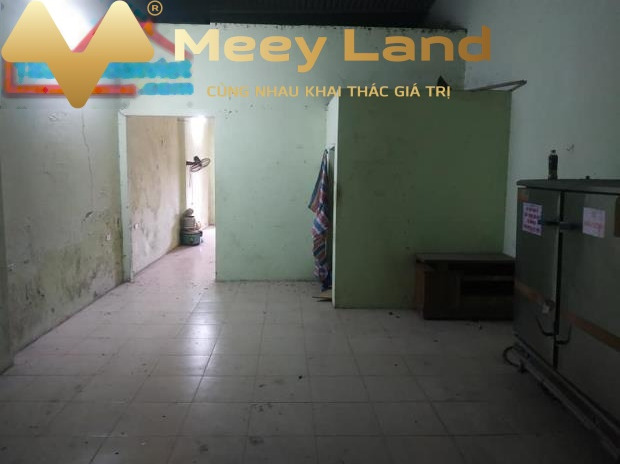 Nghèo khó thiếu tiền bán nhà diện tích khoảng 90 m2 vào ở ngay giá thương lượng 9 tỷ vị trí mặt tiền tọa lạc ngay ở Đường Nguyễn Văn Hưởng, Hà Nội tổn...