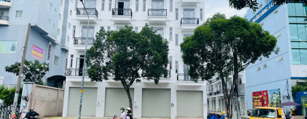 Nhà phố thương mại cao cấp, mặt tiền đường Nguyễn Sơn, quận Tân Phú-03