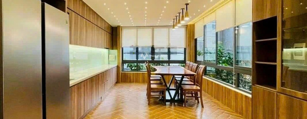 Bán nhà ở diện tích gồm 82.8m2 giá bán cực tốt 20 tỷ vị trí mặt tiền tọa lạc gần Quận 3, Hồ Chí Minh-02