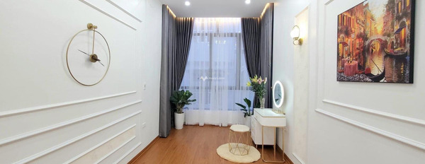 Bán căn nhà vị trí thuận lợi ở Lê Quý Đôn 2, Nguyễn Trãi bán ngay với giá hấp dẫn từ 6.3 tỷ diện tích 42m2 trong căn này gồm 3 phòng ngủ tin chính chủ-02
