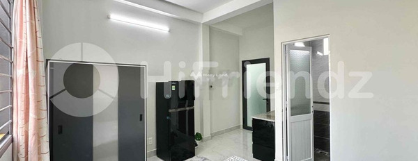 Cho thuê căn hộ, vị trí đặt vị trí nằm tại Lê Cao Lãng, Tân Phú thuê ngay với giá hữu nghị chỉ 4.5 triệu/tháng có diện tích là 22m2-02