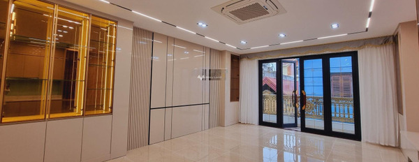 Trong nhà gồm 5 phòng ngủ bán nhà bán ngay với giá mềm từ 19.8 tỷ diện tích rộng 56m2 ngay tại Nghĩa Tân, Hà Nội-03