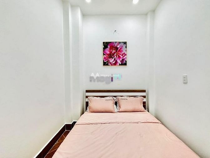 Diện tích 54m2 bán nhà ở vị trí đẹp tọa lạc ngay ở Quận 3, Hồ Chí Minh trong nhà tổng quan có tổng 2 phòng ngủ 2 WC vào ở ngay-01