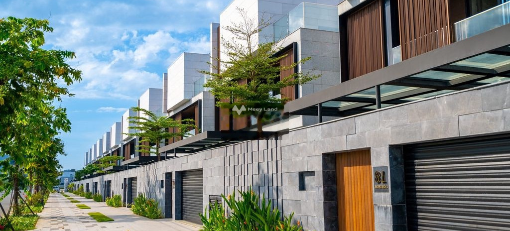 Ngôi nhà này gồm 5 PN bán nhà bán ngay với giá vô cùng rẻ 21 tỷ diện tích 300m2 vị trí đặt tọa lạc gần Hòa Hải, Ngũ Hành Sơn