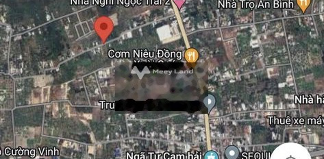 Diện tích chuẩn 311m2 bán nhà vị trí đặt ở trung tâm Cam Hải Tây, Cam Lâm tổng quan ở trong nhà có 2 phòng ngủ 1 WC tin chính chủ-03