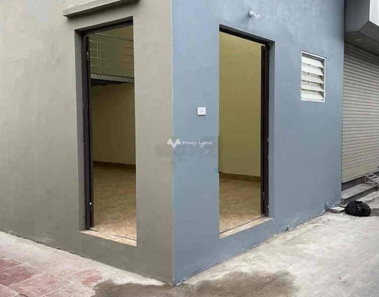 Giá 4 triệu/tháng cho thuê phòng trọ có một diện tích 40m2 vị trí thuận lợi nằm trên Nghĩa Lộ, Hà Đông gặp để trao đổi-01