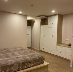 Chung cư 2 PN, cho thuê căn hộ vị trí thuận lợi tọa lạc ngay trên Long Biên, Ngọc Lâm, tổng quan ở trong căn hộ 2 phòng ngủ, 2 WC lh để xem ngay-03
