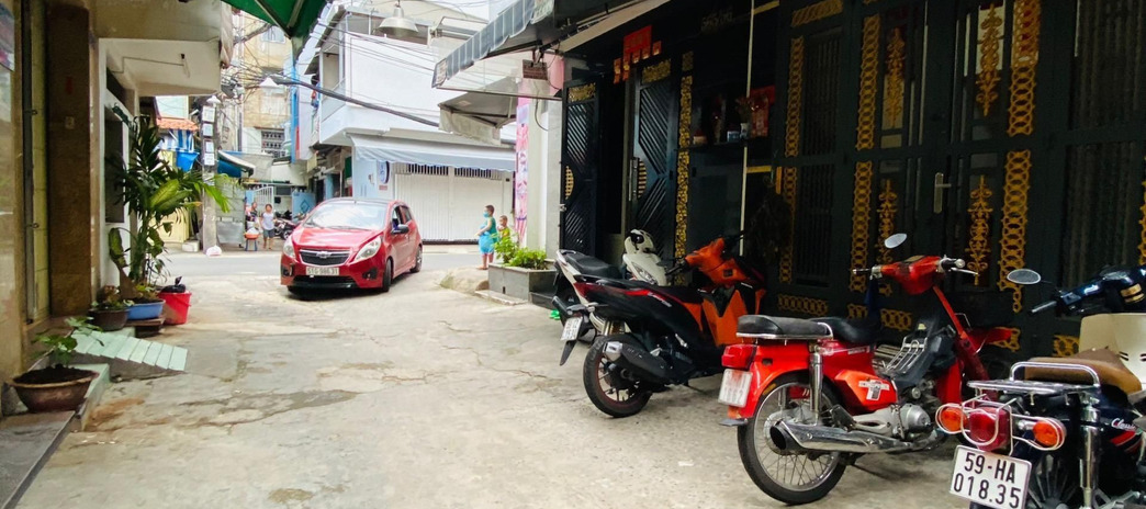 Bán nhà tại đường Nguyễn Trãi, Quận 5. Diện tích 39m2, giá 6,9 tỷ