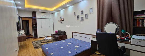 Nhà có tổng cộng 3 PN bán nhà bán ngay với giá siêu rẻ chỉ 3.85 tỷ có diện tích chính 39m2 vị trí đặt tại Thanh Trì, Hà Nội-03