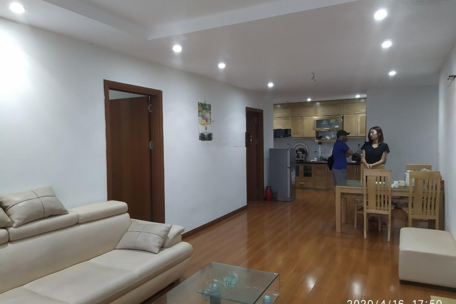 Cho thuê CH 3PN, DT: 105 m2, CC Hateco Hoàng Mai. Full nội thất, giá 10 triệu. LH: 0946 113 *** -01