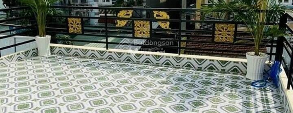 Bán nhà có diện tích chung là 75m2 vị trí thuận tiện ngay tại Đường Số 8, Thủ Đức trong căn nhà này có 3 phòng ngủ 2 WC hãy nhấc máy gọi ngay-02