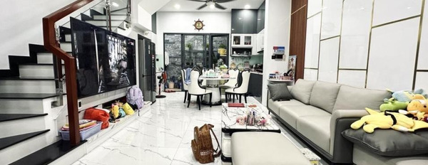 Giá 3.56 tỷ bán nhà có diện tích chính 53m2 vị trí đẹp tọa lạc ngay ở Phùng Văn Cung, Hồ Chí Minh liên hệ trực tiếp để được tư vấn-02