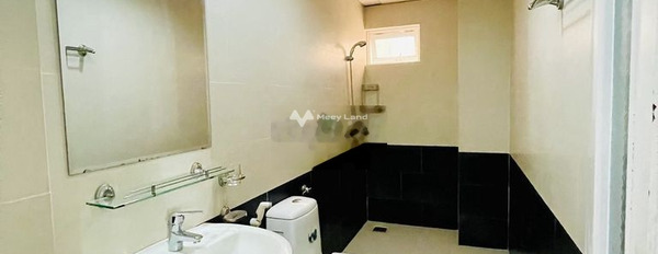Chung cư 2 PN, cho thuê căn hộ mặt tiền tọa lạc gần Nha Trang, Khánh Hòa, tổng quan trong căn hộ gồm 2 PN, 1 WC vị trí siêu đẹp-02