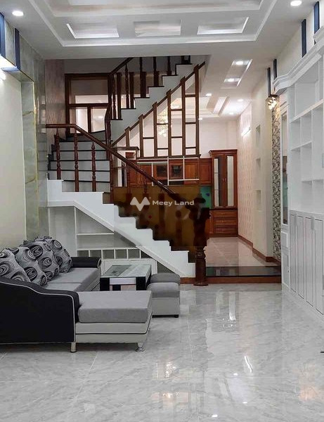 Cho thuê nhà, thuê ngay với giá hiện tại 21 triệu/tháng diện tích quy đổi 60m2 Bên trong Nguyễn Cảnh Dị, Hồ Chí Minh-01